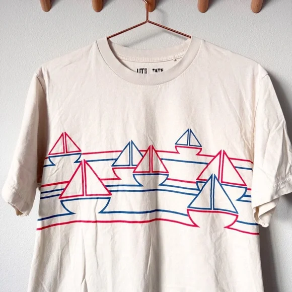 Uniqlo Curated by Tate Short Sleeve UT museum collection - Picture 5 of 12